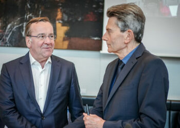 Streit in der SPD: Mützenich gegen Stationierung von US-Raketen in Deutschland