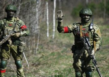 Streitkräfte der Ukraine und Weißrusslands beginnen ein nervöses Versteckspiel