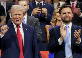 Trump: "Habe Kugel für Demokratie eingefangen"