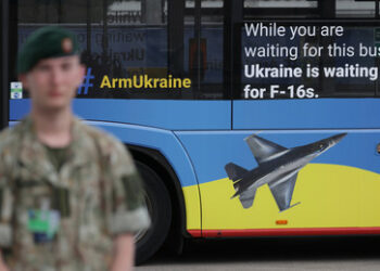 Ukraine-Krieg: F-16-Jets sorgen noch vor dem Einsatz  für Probleme