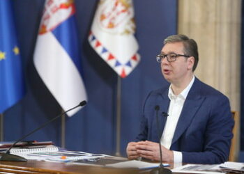 Vučić: Westen bereitet sich auf direkte militärische Konfrontation mit Russland vor