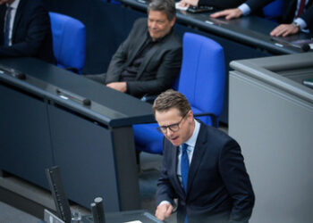 "Mit diesen Grünen nicht denkbar": CDU-Generalsekretär will keine Koalition mit Habeck, Lang und Co.