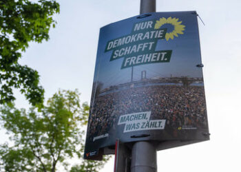 150 Grünen-Mitglieder fordern Fortsetzung der finanziellen Unterstützung der Ukraine