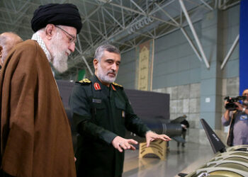 Angst vor Vergeltungsschlag gegen Israel wächst: Iran bereitet Raketenstart vor