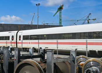 Ausgebremst in die Zukunft? Bahngewerkschaft schlägt Tempolimit für ICE vor