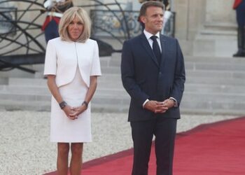 Bald ein neuer Premier? Hintergründe der politischen Krise in Frankreich