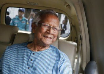 Bangladesch: Friedensnobelpreisträger Muhammad Yunus führt Übergangsregierung an