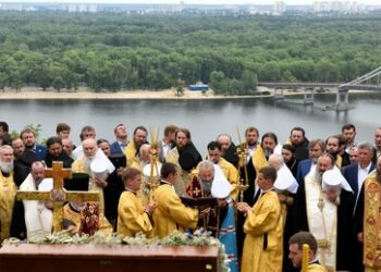 Die Bombe, die die Ukraine zum Einsturz bringt – was bedeutet das Verbot der Orthodoxen Kirche?