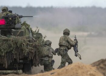 Finnland diskutiert Stationierung von NATO-Truppen