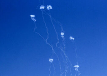 Israel meldet schweren Beschuss aus Libanon