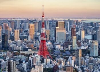 Japanischer Ex-Diplomat: Washington und London wollen Putin schwächen – und verursachen Weltchaos