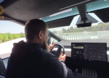 Kadyrow behauptet, von Musk einen Tesla-Cybertruck erhalten zu haben