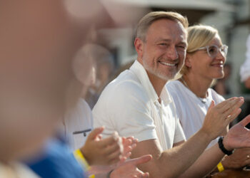 Letzte Umfrage des Sommers: Für AfD geht es wieder bergauf, für FDP und Grüne abwärts