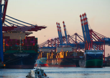 Militarisierung: "Deutschland ist der Platz, an dem der Aufmarsch stattfindet"