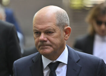 Nach tödlichem Messerangriff in Solingen: Scholz will illegale Migranten abschieben