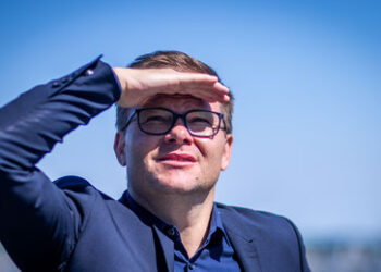 Ostbeauftragter über Haltung der Ostdeutschen zur Ukraine: Schuld ist "Russische Propaganda"