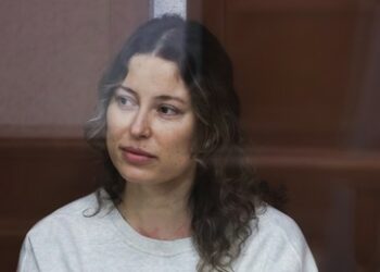 Russische und US-Staatsbürgerin wegen Hochverrats zu zwölf Jahren verurteilt