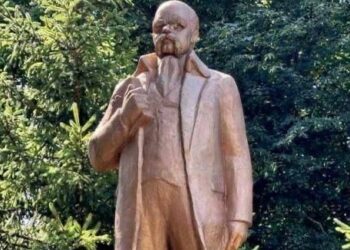 Schewtschenko mit deutlichen Spuren Lenins