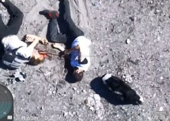 Ukrainische Drohne tötet zwei Zivilisten auf dem Weg zur Rettung