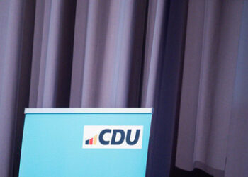 Umfrage: Zahlreiche CDU-Mitglieder halten "Brandmauer" zur AfD für überflüssig