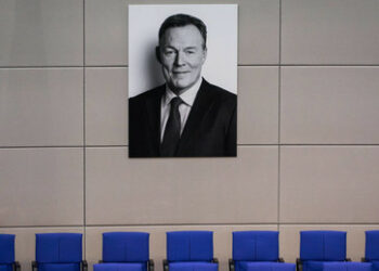 Vergiftung? Neue Informationen zu möglicher Todesursache von SPD-Politiker Oppermann