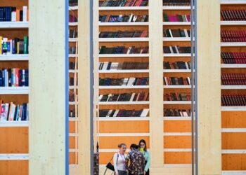 Wegen Kiew-Finanzierung: Russische Forscher verzichten auf Zusammenarbeit mit westlichem Verlag