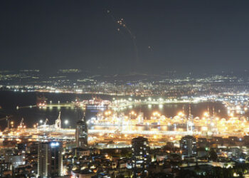 Alarm in Tel Aviv: Hisbollah nimmt Hauptquartier des Mossad ins Visier