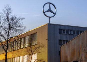 Auflagenstärkste italienische Tageszeitung resümiert: "Das Ende des deutschen Automythos"