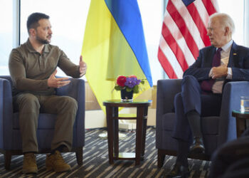 Bloomberg: Unterstützer der Ukraine wollen Gespräche mit Putin