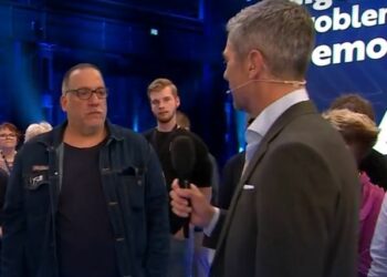 Die ARD fragt unter Mithilfe von Komparsen: "Ist die AfD eigentlich ein Problem?"