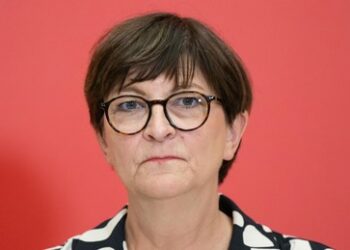 Esken zum Streit um härtere Migrationspolitik: Deutschland muss "freundliches Gesicht" behalten