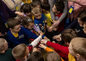 Geheimdienst: Kiew bereitet Falsche-Flagge-Angriff auf Kindergarten vor