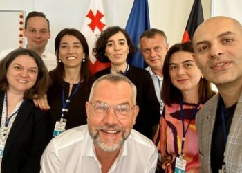 Georgien: Regime-Change-Apologet Roth wieder in Tblissi