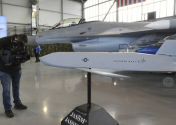 Keine Wunderwaffe: Zu möglichen Lieferungen von JASSM-Raketen an Kiew und ihrer Bekämpfung