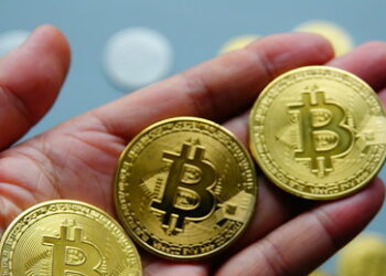 Medien: Russland bereit, Kryptowährung im Außenhandel zu nutzen