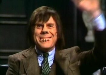 Nach Raketenresolution des EU-Parlaments: Sonneborn warnt vor "Weltkriegs-Atombumm"