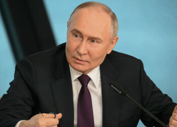 Putin: Westen will "totale Kontrolle" über die Ukraine