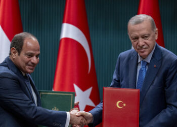 Rückschlag für Muslimbruderschaft: Ägyptens Präsident as-Sisi besucht erstmals die Türkei