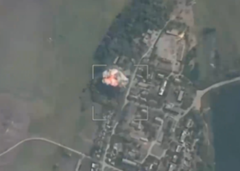 Russland vernichtet ukrainische Kommandozentrale in der Region Charkow (VIDEO)