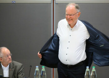 SPD-Geklüngel in Niedersachsen: Interner Schriftwechsel belastet Staatskanzlei von MP Weil