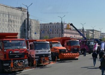 Skandal in Russland: Migrant bedroht und beschimpft Schullehrerin seiner Kinder