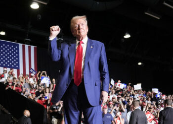 Trump: Stimme für "Genossin Kamala Harris" bedeutet Stimme für Krieg mit Russland