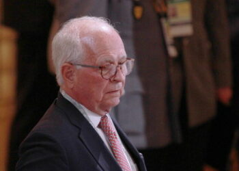 Ukraine-Krieg: Ischinger plädiert für Aufhebung aller Waffenbeschränkungen