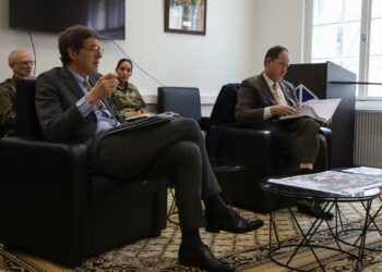 "Botschaften in allen alternativen Medien verbreitet" – Ex-NATO-Geheimdienstkoordinator warnt vor RT