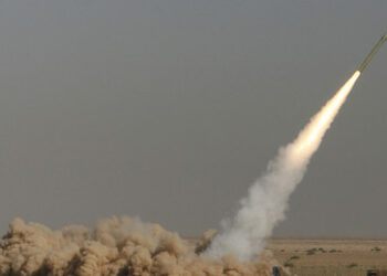 "Wegen Waffenlieferungen an Russland": USA und EU verhängen Sanktionen und Flugverbote gegen Iran