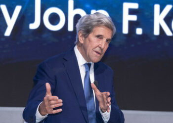 Der erklärte Feind der herrschenden "Eliten": Unser Grundrecht auf Meinungsfreiheit