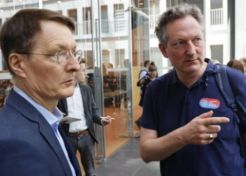 Eckart von Hirschhausen und Lauterbach drohen mit "Corona-Aufarbeitung"