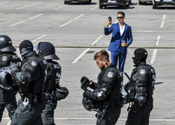 EuGH weicht Datenschutz auf: Polizei darf Smartphones auch bei leichten Straftaten auslesen