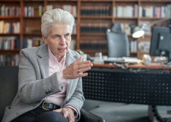 Gerichtsbeschluss: Klagewütige Strack-Zimmermann darf "Flintenweib" genannt werden