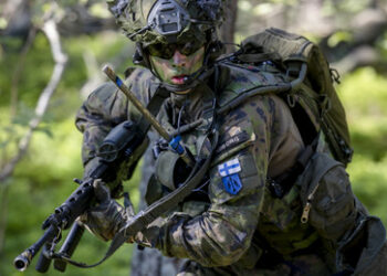 Lightning Strike 24: NATO-Artilleriemanöver nahe der russischen Grenze